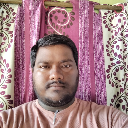 Portrait of Heera Patel, a car loan customer from Korba